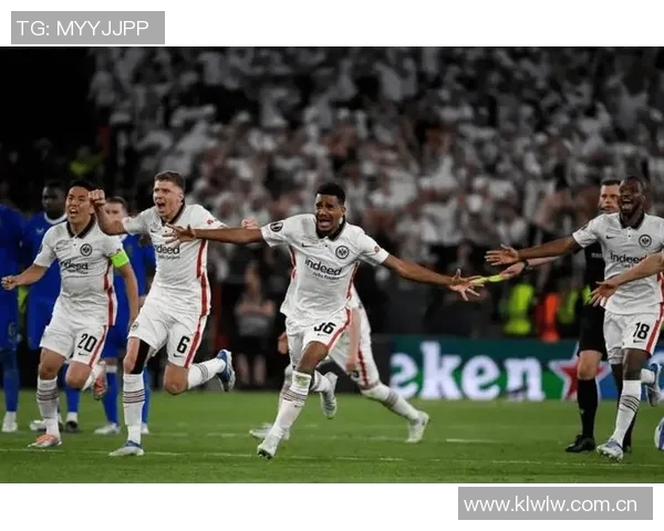 德甲前瞻：拜仁强势反弹法兰克福难敌多特连胜挑战药厂失分危机