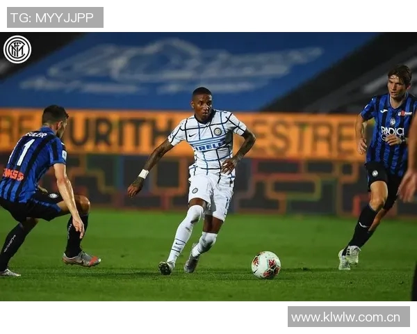 前意甲裁判解析国米点球判罚与帕夫洛维奇黄牌的合理性